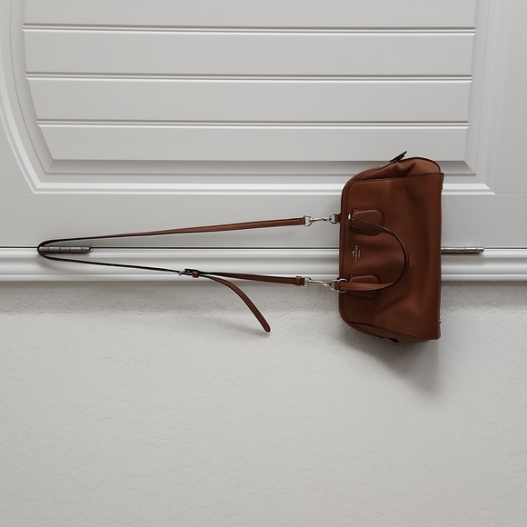 Coach crossbody - Picture 2 of 6